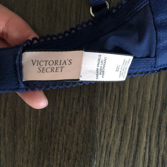 Victoria’s Secret Dream Angels Push-Up Bra - Picture 5 of 8